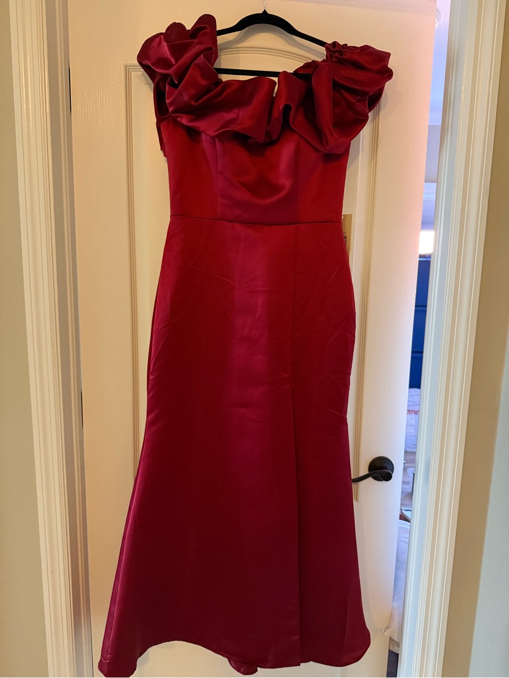 Elegant Red Ruffled Off-Shoulder Evening Dress